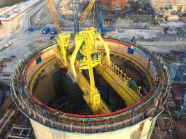 環(huán)吊安裝完成，華龍一號(hào)示范項(xiàng)目防城港核電3號(hào)機(jī)組“加冕”進(jìn)入倒計(jì)時(shí)