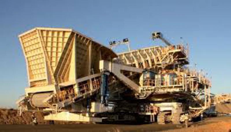 住房和城鄉(xiāng)建設(shè)部批準(zhǔn)西安設(shè)計公司主編的《煤炭工業(yè)露天礦礦山運(yùn)輸工程設(shè)計標(biāo)準(zhǔn)》為國家標(biāo)準(zhǔn)