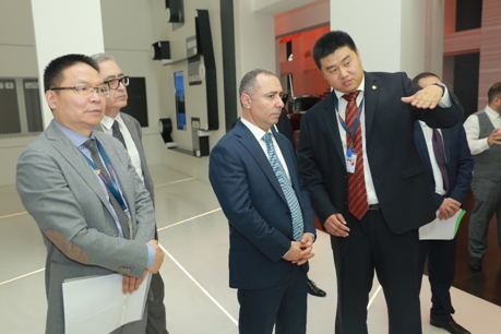 亞美尼亞能源基礎(chǔ)設(shè)施及自然資源部來訪漢能