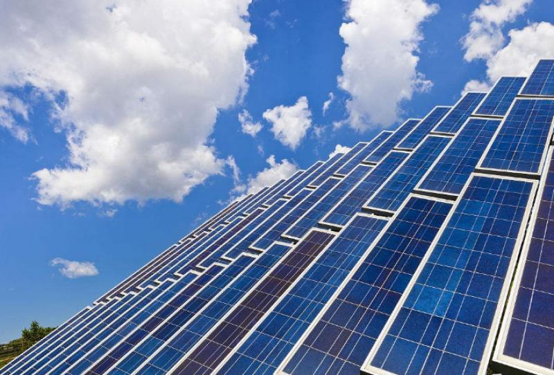 LABC與越南美國(guó)商會(huì)簽署經(jīng)濟(jì)協(xié)議，側(cè)重于太陽(yáng)能發(fā)電基礎(chǔ)設(shè)施建設(shè)