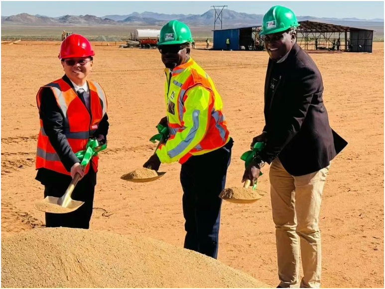 納米比亞最大太陽能發(fā)電站項(xiàng)目舉行開工儀式