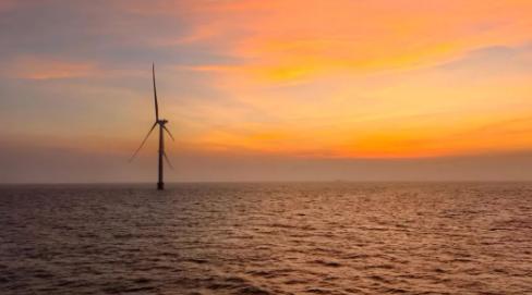 金風科技助力我國離岸最遠海上風電場首批機組并網發電