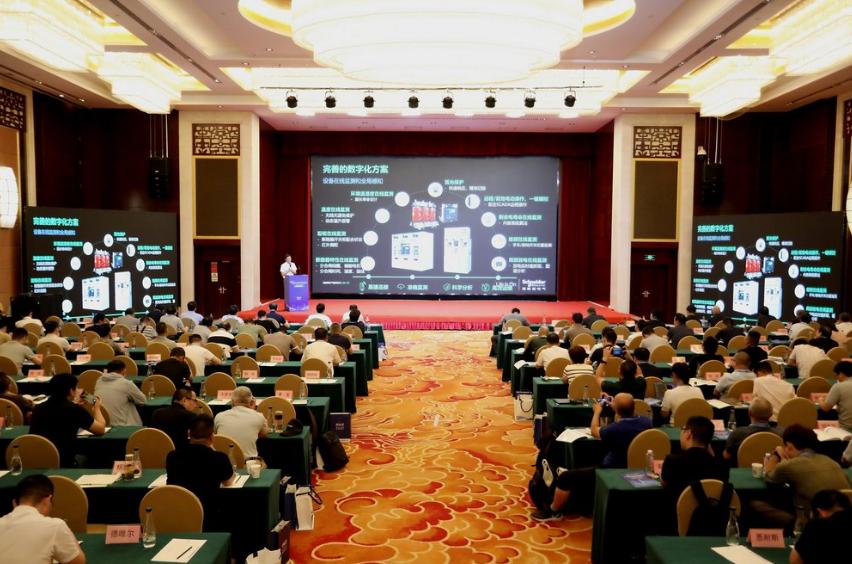 交通能源深度融合，施耐德電氣以綠智創(chuàng)新方案筑牢鐵路安全基石