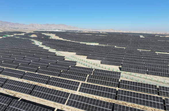 中國甘肅景泰光伏項目并網發電